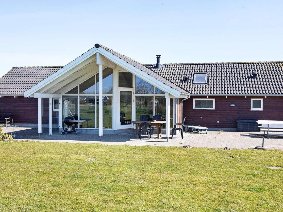 Four-Bedroom Holiday Home In Idestrup 3 Bøtø By Εξωτερικό φωτογραφία