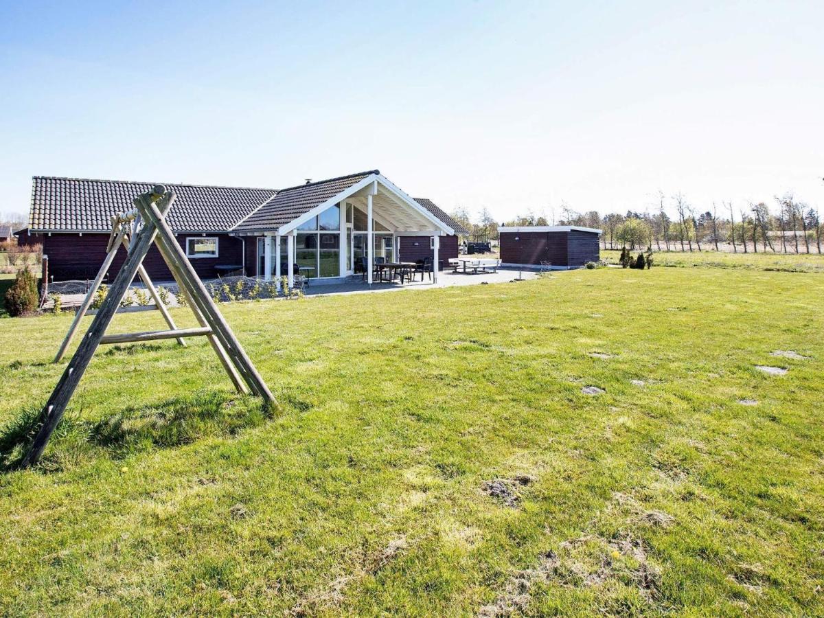 Four-Bedroom Holiday Home In Idestrup 3 Bøtø By Εξωτερικό φωτογραφία