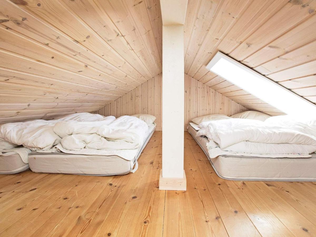 Four-Bedroom Holiday Home In Idestrup 3 Bøtø By Εξωτερικό φωτογραφία